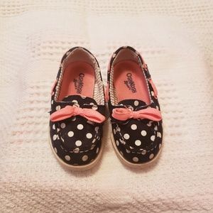 Oshkosh Bgosh pokadot boat shoes toddler size 6